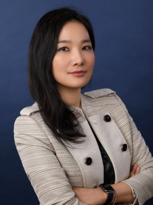 Julia Lee Cunningham headshot